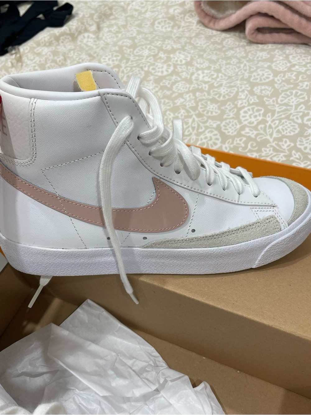 Nike Blazer Mid ‘77 Pink Women’s 7.5 - Picture 6 of 9